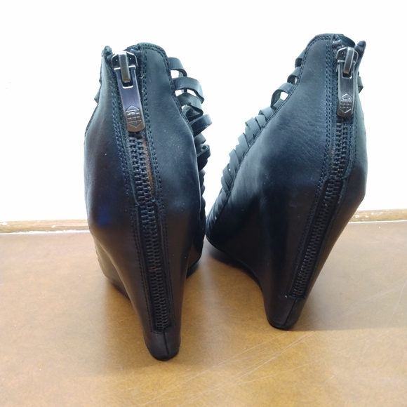 Vince Camuto Zeplin Wedges Black Women's Size 9.5M - Picture 3 of 10